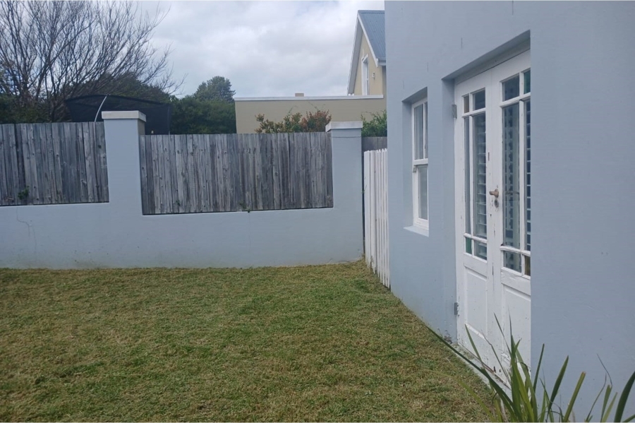 4 Bedroom Property for Sale in Noordhaven Western Cape